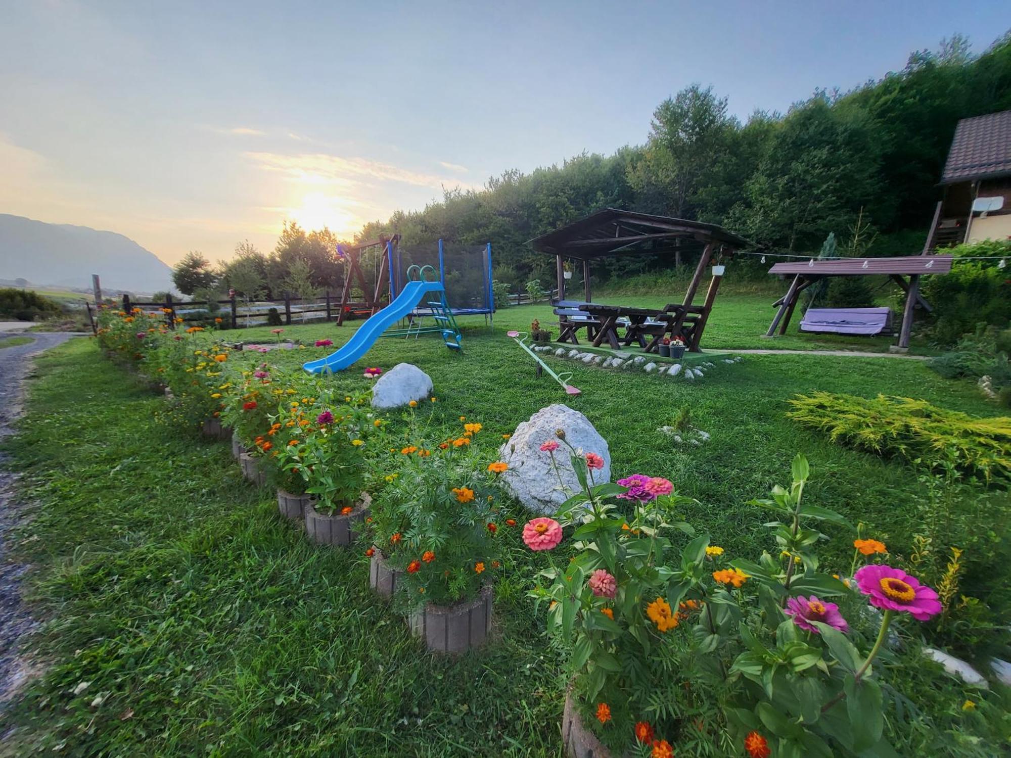 Dumbrava Ursului Otel Zărneşti Dış mekan fotoğraf